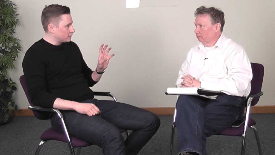 Ken McGaffin parla con Ross Tavendale di Type A Media dei consigli principali sui backlink di Majestic.